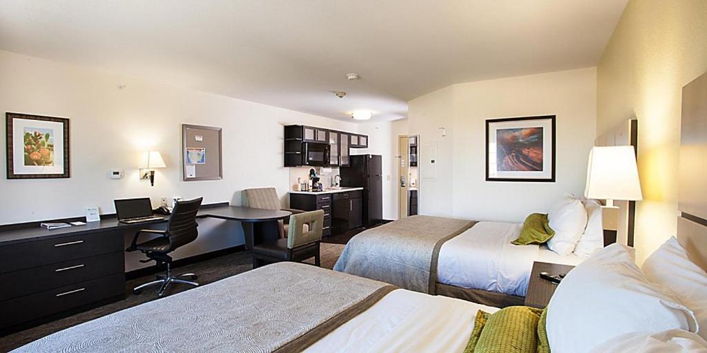 Candlewood By Ihg Belle Vernon